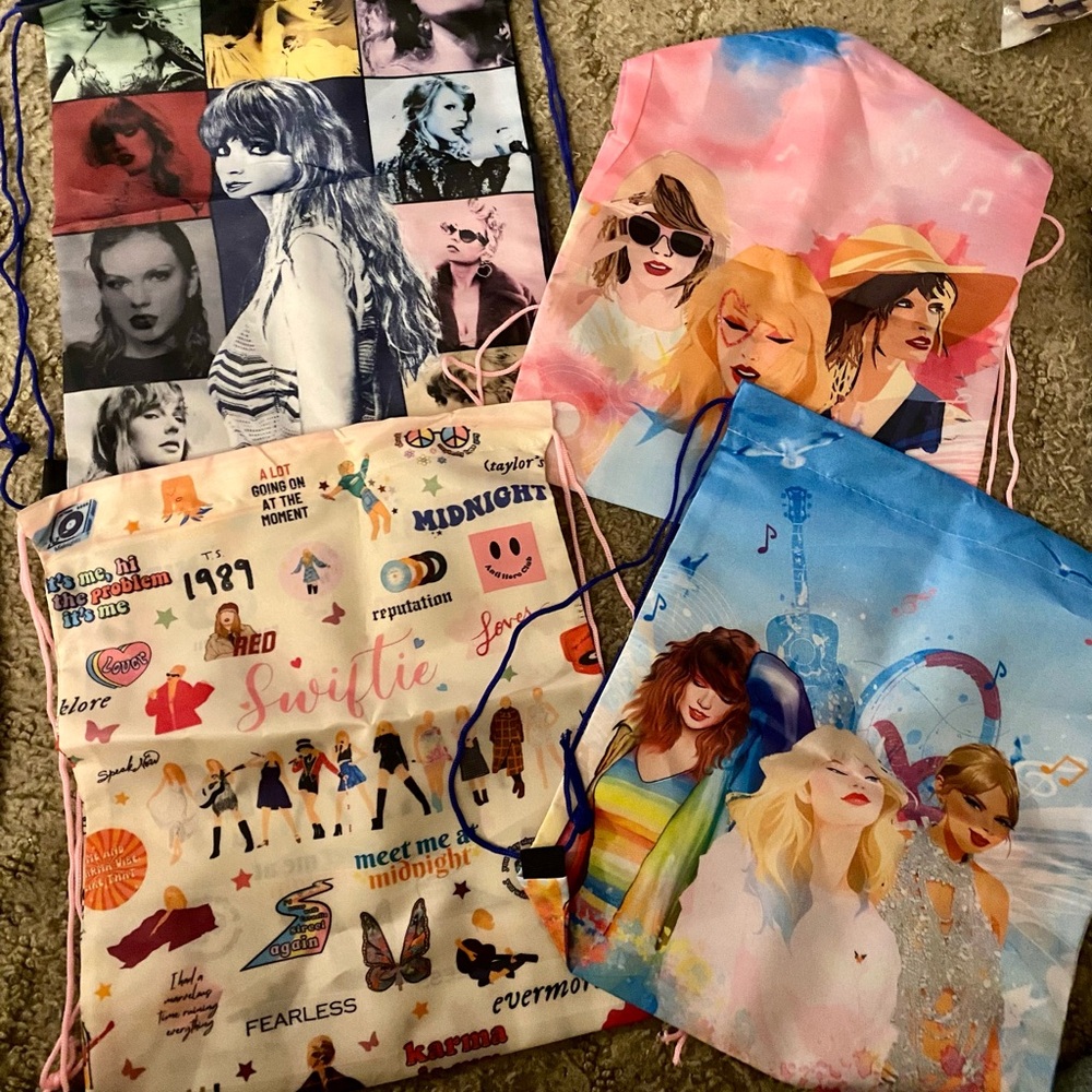 Swiftie drawstring backpacks 4 pack